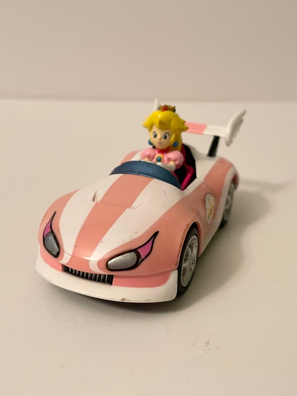 Carrera Mario Kart Princess Peach Pull Back Toy Car